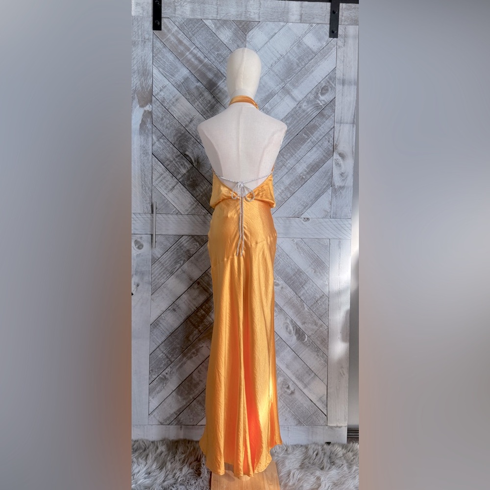* SELFIE LESLIE AMALFI SUNSET COWL HALTERNECK MAXI DRESS SUN - Picture 7 of 15